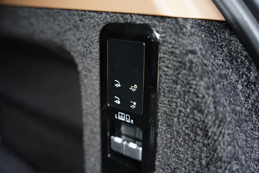 Land Rover Range Rover P 440 E SE / Nieuwe Service / Trekhaak / Stoelventilatie