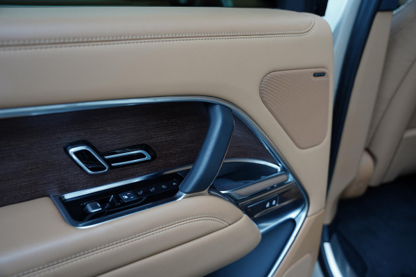 Land Rover Range Rover P 440 E SE / Nieuwe Service / Trekhaak / Stoelventilatie