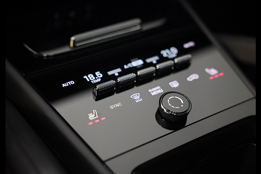 Porsche Cayenne Coupé 3.0 S E-Hybrid / 519 Pk / Head Up / 360 Camera / Acc / SportDesign / Luchtvering / Sport Chrono / Pano / 21