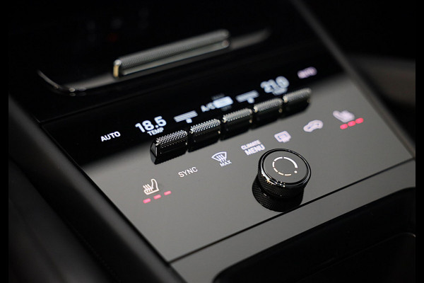 Porsche Cayenne Coupé 3.0 S E-Hybrid / 519 Pk / Head Up / 360 Camera / Acc / SportDesign / Luchtvering / Sport Chrono / Pano / 21