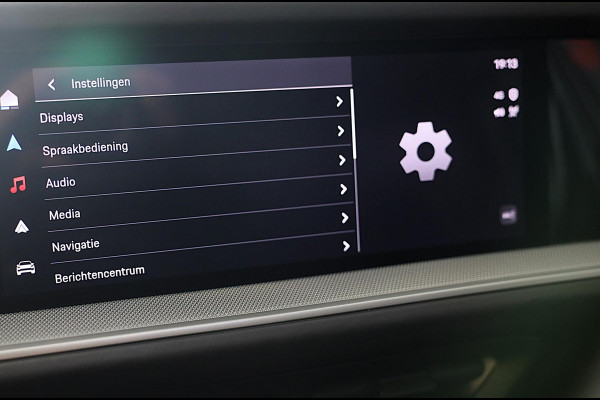 Porsche Cayenne Coupé 3.0 S E-Hybrid / 519 Pk / Head Up / 360 Camera / Acc / SportDesign / Luchtvering / Sport Chrono / Pano / 21