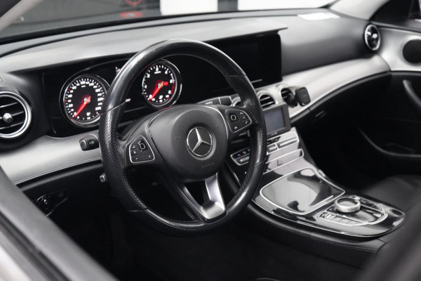 Mercedes-Benz E-Klasse 200 d | TAXI KLAAR