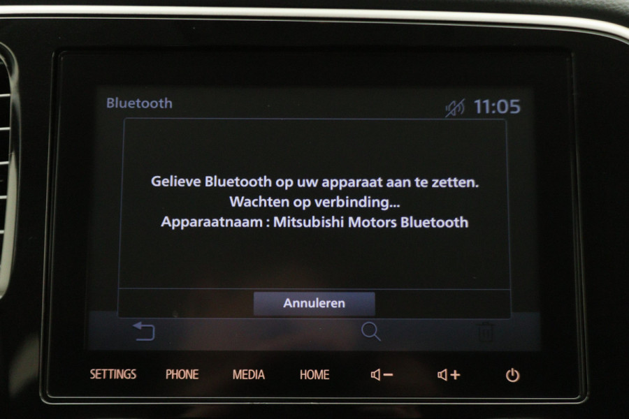 Mitsubishi Outlander 2.4 PHEV Pure SOH 94%, Keyless, Apple Carplay, Trekhaak, Camera, Stoelverwarming, PDC