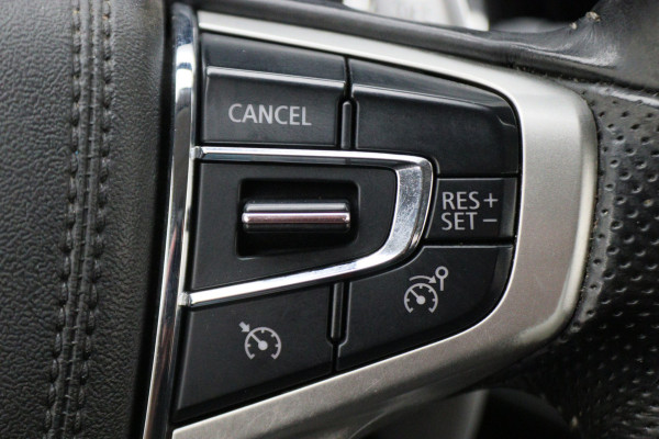 Mitsubishi Outlander 2.4 PHEV Pure SOH 94%, Keyless, Apple Carplay, Trekhaak, Camera, Stoelverwarming, PDC