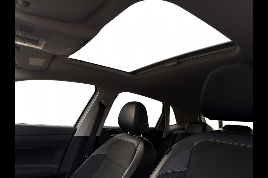 Volkswagen Polo 1.0 TSI 110pk Life | IQ.Light LED | Panorama | Virtual Cockpit | Camera | Keyless