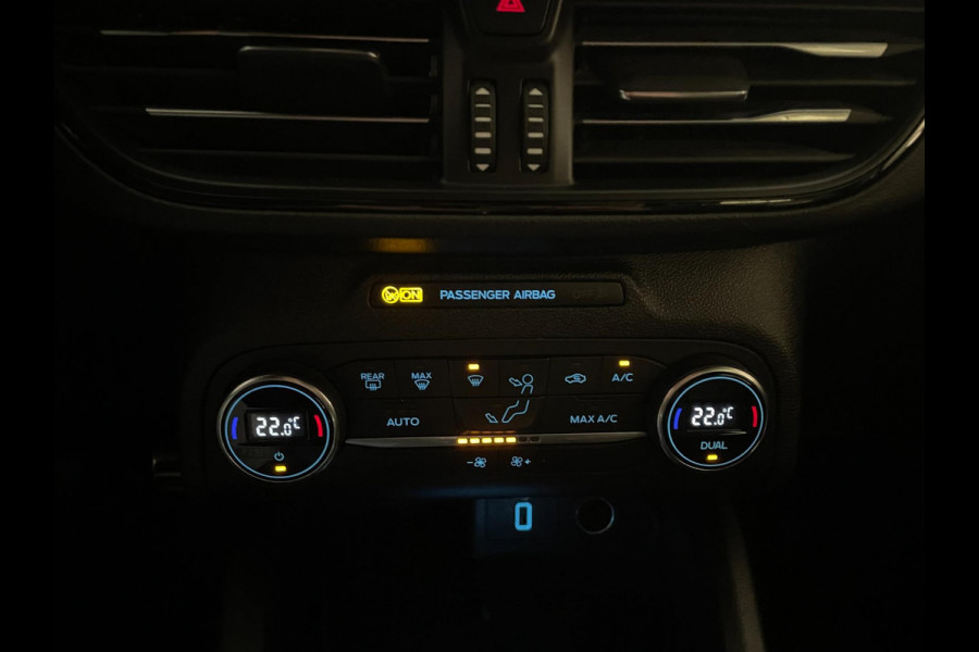 Ford FOCUS Wagon 1.0 EcoBoost Hybrid ST Line Business AIRCO NAVI CRUISE BLUETOOTH ELEK RAMEN VELGEN PRIVACYGLAS ZEER NETTE AUTO