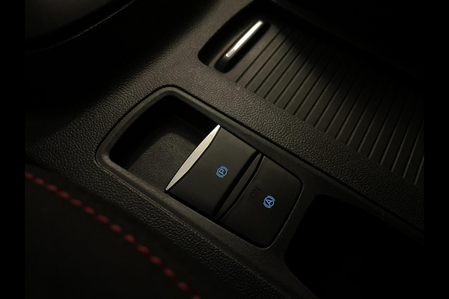 Ford FOCUS Wagon 1.0 EcoBoost Hybrid ST Line Business AIRCO NAVI CRUISE BLUETOOTH ELEK RAMEN VELGEN PRIVACYGLAS ZEER NETTE AUTO