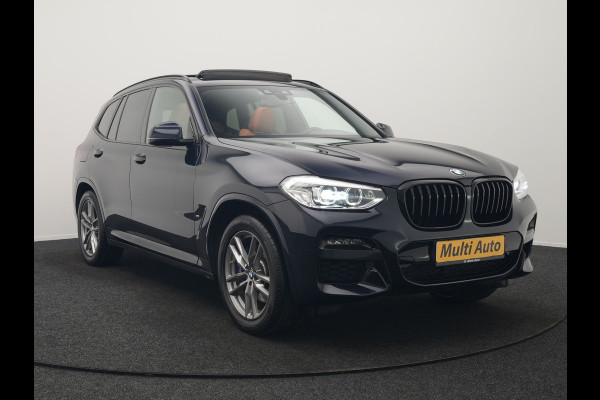 BMW X3 xDrive30e M Sport Plug In Hybrid 293pk Dealer O.H. PHEV | Panodak | Sfeerverlichting | Lederen Sportstoelen Memory & Verwarmd | Stuur Verwarmd | Apple Carplay | Keyless | Cruise Control | Navigatie | DAB | 19"L.M |