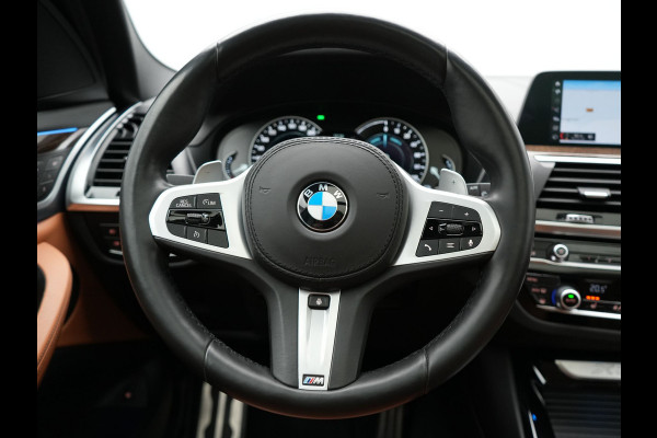BMW X3 xDrive30e M Sport Plug In Hybrid 293pk Dealer O.H. PHEV | Panodak | Sfeerverlichting | Lederen Sportstoelen Memory & Verwarmd | Stuur Verwarmd | Apple Carplay | Keyless | Cruise Control | Navigatie | DAB | 19"L.M |