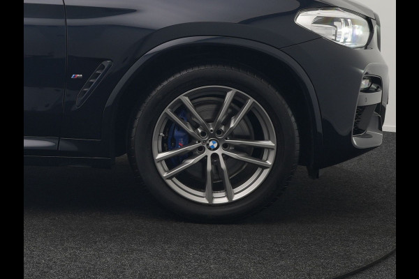 BMW X3 xDrive30e M Sport Plug In Hybrid 293pk Dealer O.H. PHEV | Panodak | Sfeerverlichting | Lederen Sportstoelen Memory & Verwarmd | Stuur Verwarmd | Apple Carplay | Keyless | Cruise Control | Navigatie | DAB | 19"L.M |