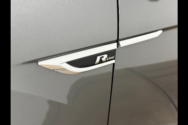 Volkswagen T-Roc 1.5 TSI Sport Business R-Line | Virtual Cockpit | Adaptive Cruise Control | Camera | Stoelverwarming