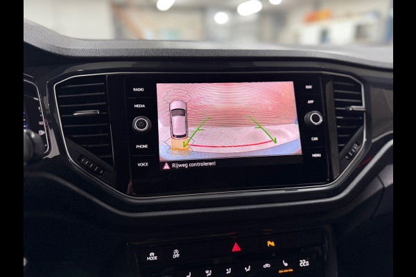 Volkswagen T-Roc 1.5 TSI Sport Business R-Line | Virtual Cockpit | Adaptive Cruise Control | Camera | Stoelverwarming