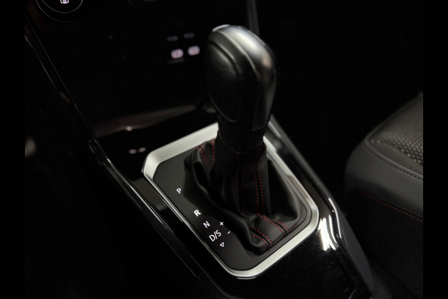 Volkswagen T-Roc 1.5 TSI Sport Business R-Line | Virtual Cockpit | Adaptive Cruise Control | Camera | Stoelverwarming