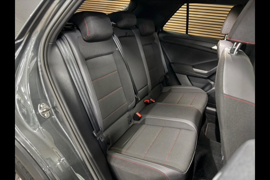 Volkswagen T-Roc 1.5 TSI Sport Business R-Line | Virtual Cockpit | Adaptive Cruise Control | Camera | Stoelverwarming