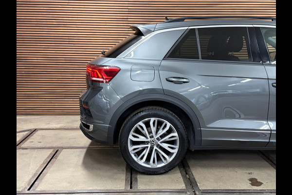 Volkswagen T-Roc 1.5 TSI Sport Business R-Line | Virtual Cockpit | Adaptive Cruise Control | Camera | Stoelverwarming