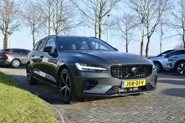 Volvo V60 T6 350PK Plug-in hybrid AWD Plus Dark | Panodak | ACC | H&K | HUD | Blis | Contour stoelen