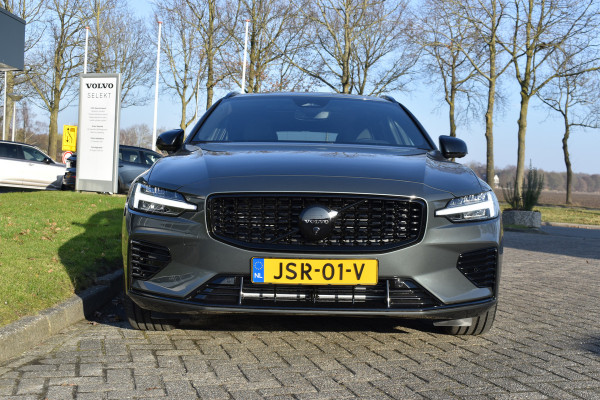 Volvo V60 T6 350PK Plug-in hybrid AWD Plus Dark | Panodak | ACC | H&K | HUD | Blis | Contour stoelen