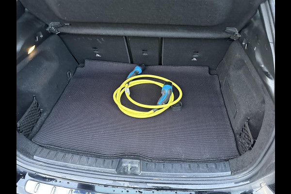 Mercedes-Benz EQA 250 Business Solution Luxury 67 kWh | SOH 96% | Ambilight | Elektr. achterklep | Stoelverwarming | Camera | Origineel Nederlandse auto | NAP | 12 mnd BOVAG garantie