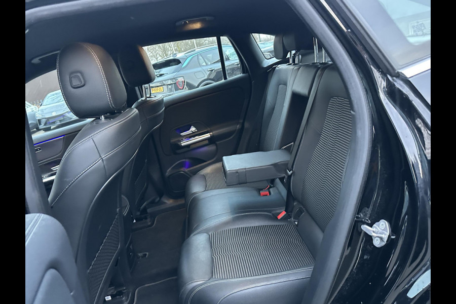 Mercedes-Benz EQA 250 Business Solution Luxury 67 kWh | SOH 96% | Ambilight | Elektr. achterklep | Stoelverwarming | Camera | Origineel Nederlandse auto | NAP | 12 mnd BOVAG garantie