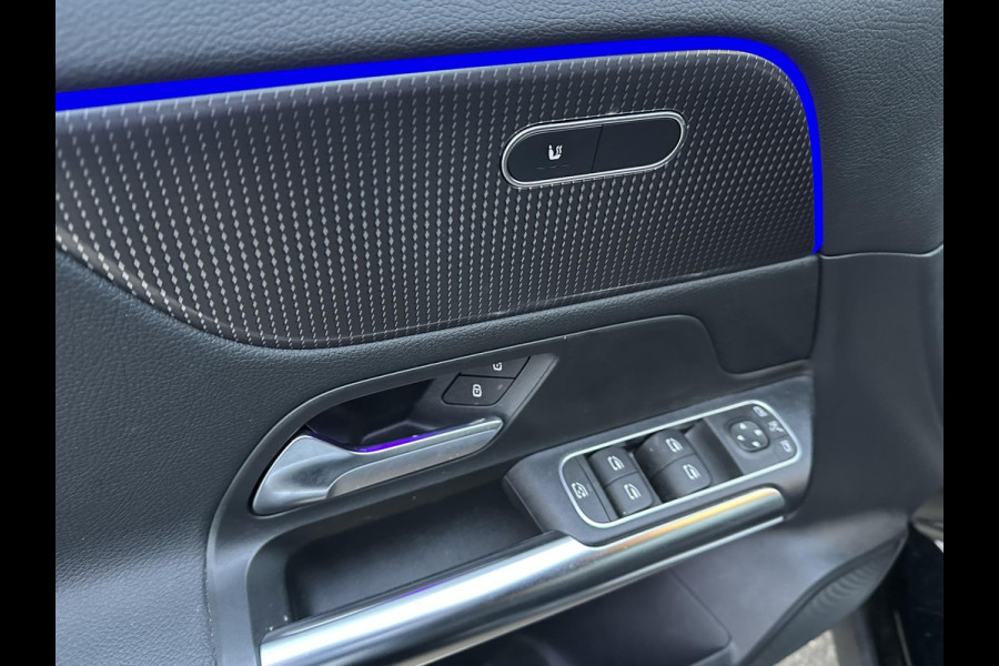 Mercedes-Benz EQA 250 Business Solution Luxury 67 kWh | SOH 96% | Ambilight | Elektr. achterklep | Stoelverwarming | Camera | Origineel Nederlandse auto | NAP | 12 mnd BOVAG garantie