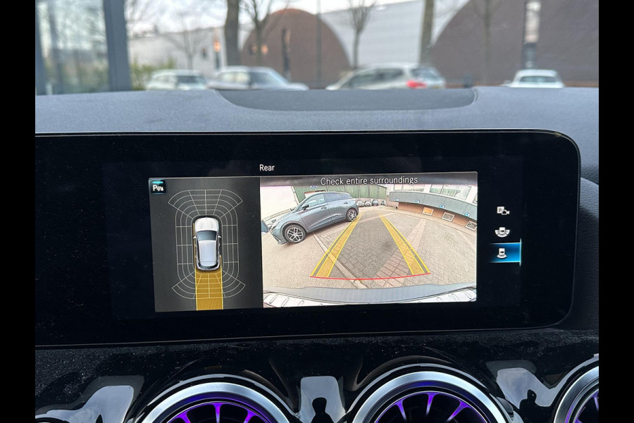 Mercedes-Benz EQA 250 Business Solution Luxury 67 kWh | SOH 96% | Ambilight | Elektr. achterklep | Stoelverwarming | Camera | Origineel Nederlandse auto | NAP | 12 mnd BOVAG garantie