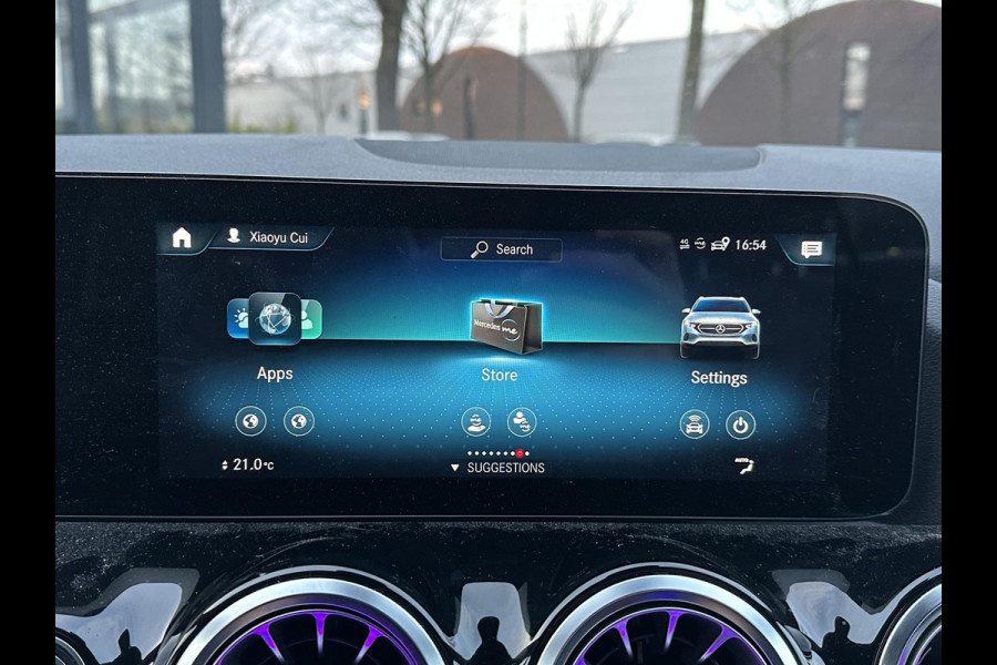 Mercedes-Benz EQA 250 Business Solution Luxury 67 kWh | SOH 96% | Ambilight | Elektr. achterklep | Stoelverwarming | Camera | Origineel Nederlandse auto | NAP | 12 mnd BOVAG garantie