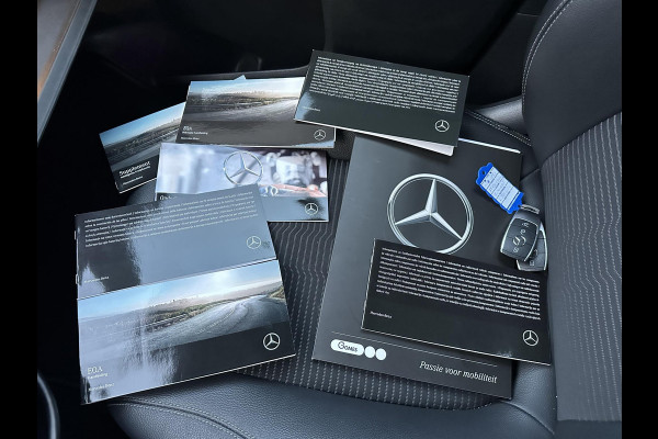Mercedes-Benz EQA 250 Business Solution Luxury 67 kWh | SOH 96% | Ambilight | Elektr. achterklep | Stoelverwarming | Camera | Origineel Nederlandse auto | NAP | 12 mnd BOVAG garantie