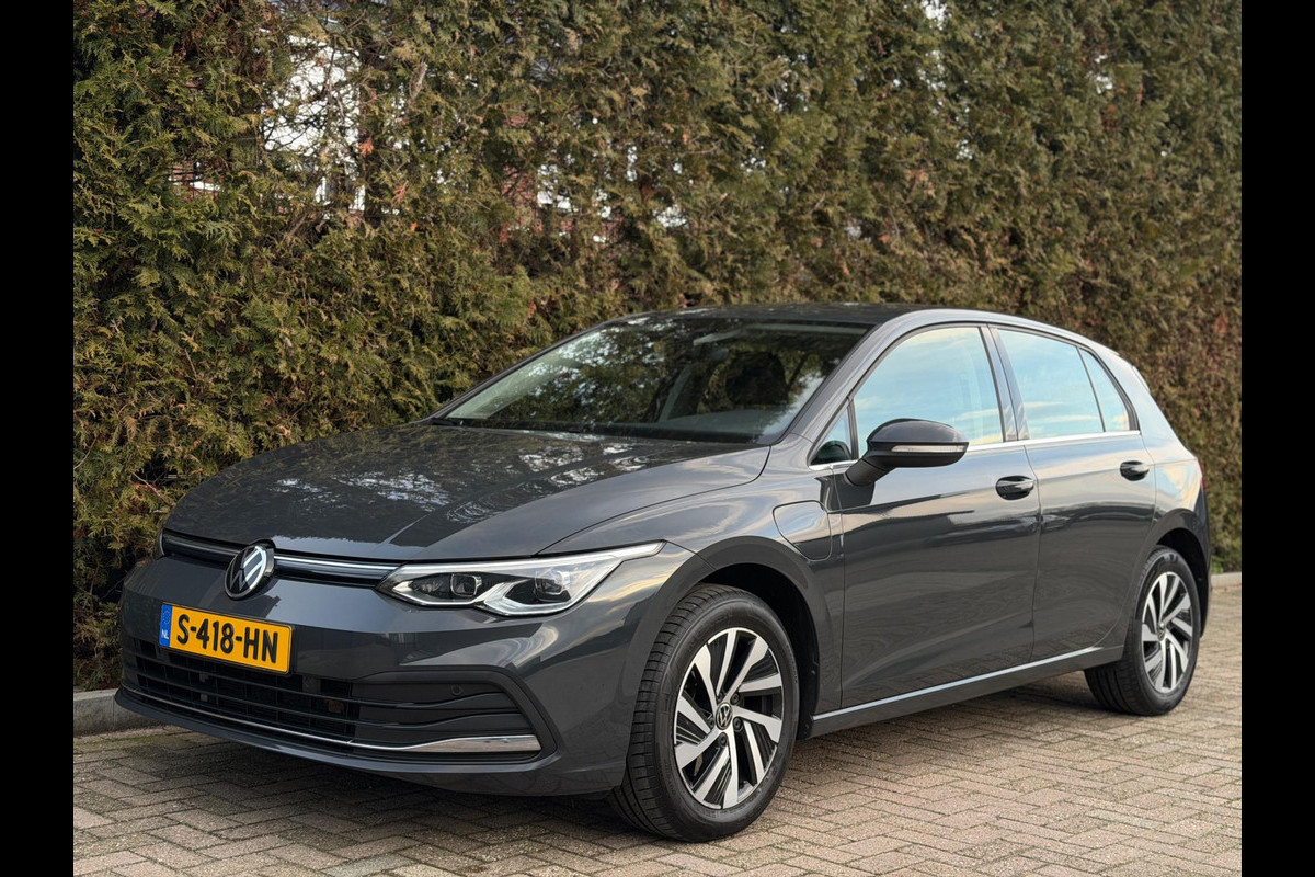 Volkswagen Golf 1.4 eHybrid Style Camera CarPlay IQ