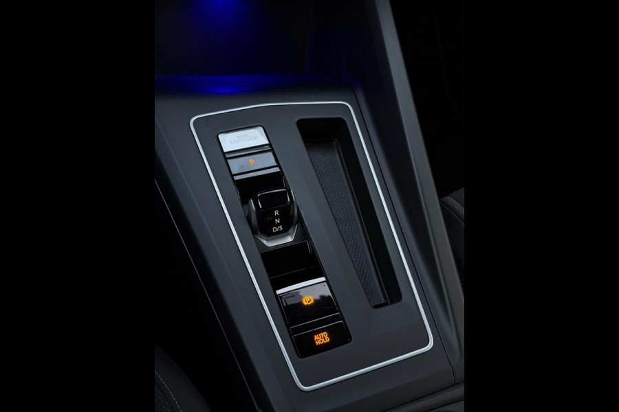 Volkswagen Golf 1.4 eHybrid Style Camera CarPlay IQ