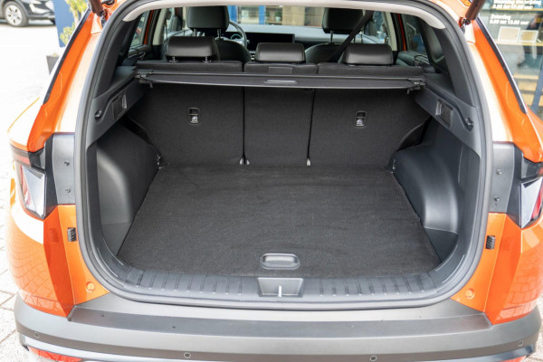 Hyundai Tucson 1.6 T-GDI PHEV Premium|Prijs rijklaar incl 12 mnd garantie|Trekhaak HUD LMV 19"