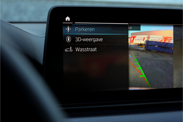 BMW 5 Serie 545e xDrive Individual Soft Close / M-zetels / Leder dashboard /