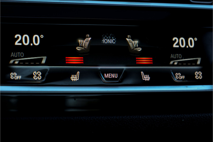 BMW 5 Serie 545e xDrive Individual Soft Close / M-zetels / Leder dashboard /