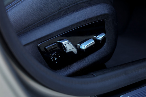 BMW 5 Serie 545e xDrive Individual Soft Close / M-zetels / Leder dashboard /