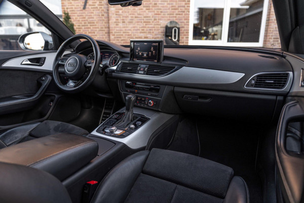 Audi A6 Avant 1.8 TFSI ultra Advance Sport 190 PK S-Line Full LED 19''