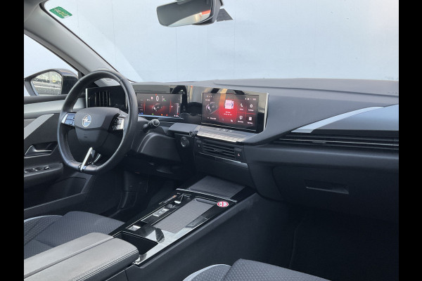 Opel Astra Sports Tourer 1.6 Turbo 260pk Hybrid PHEV Carplay Sensoren voor/achter Dab Adaptieve cruise