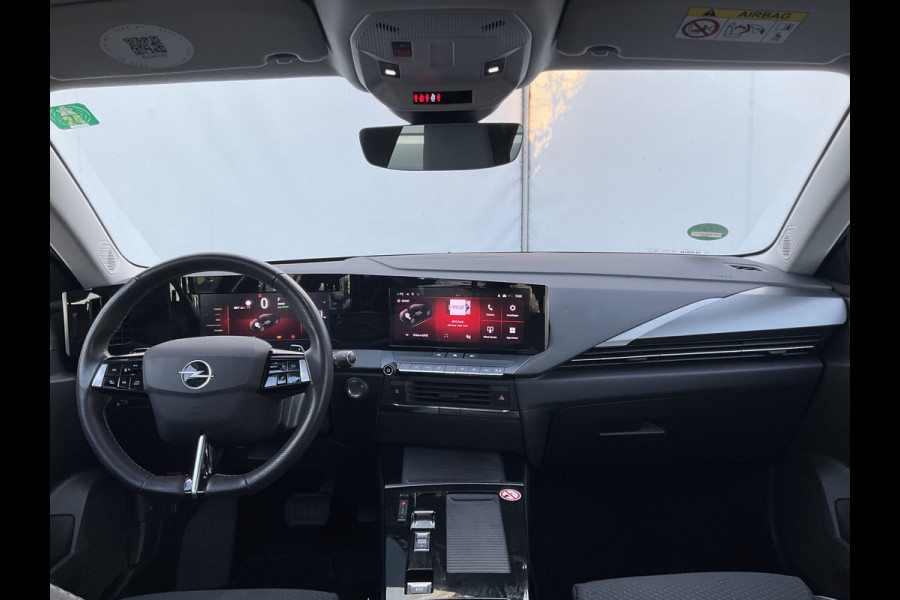 Opel Astra Sports Tourer 1.6 Turbo 260pk Hybrid PHEV Carplay Sensoren voor/achter Dab Adaptieve cruise