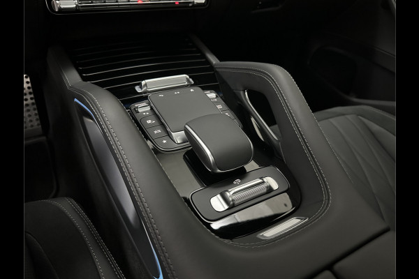 Mercedes-Benz GLE Coupé AMG 53 Full-Option | Carbon | Leder-Exclusief | Massage | Soft-Close | Stoelventilatie | 360 Camera | Panorama | ACC | Treeplanken Verlicht | Stoelverwarming V+A | Head-Up | Burmester | Trekhaak | Luchtvering | AMG Drive-Unit | Alcantara-Carbon Stuur | 4-Zone Clima | Rode Gordels | Berker Clima | 22 inch | Stuurwielverwarming |