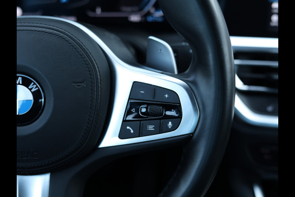 BMW 3-serie 330e M Sport HiFi / 19 inch / M-Sport remmen / Leder /