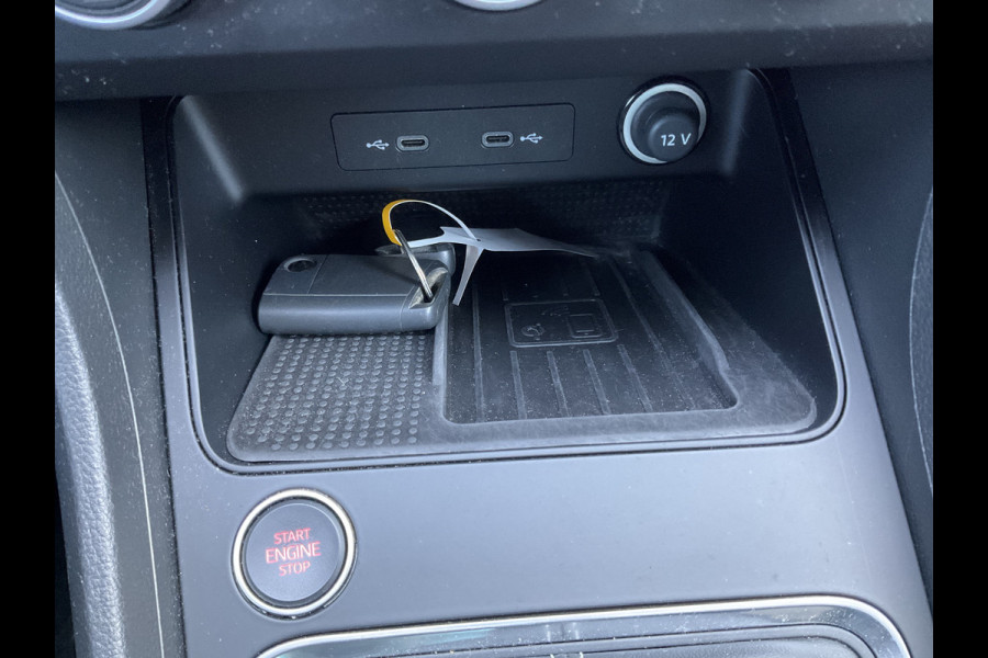 Seat Ateca 1.5 TSI Style Stoelverw. Carplay Trekhaak Business Intense