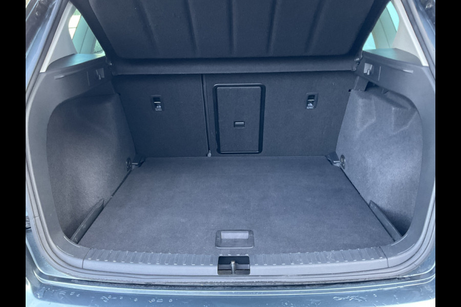 Seat Ateca 1.5 TSI Style Stoelverw. Carplay Trekhaak Business Intense
