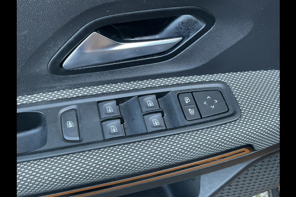 Dacia SANDERO Stepway 1.0 TCe 100 Bi-Fuel 1Eig Carplay DAB Camera Trekhaak Comfort LPG