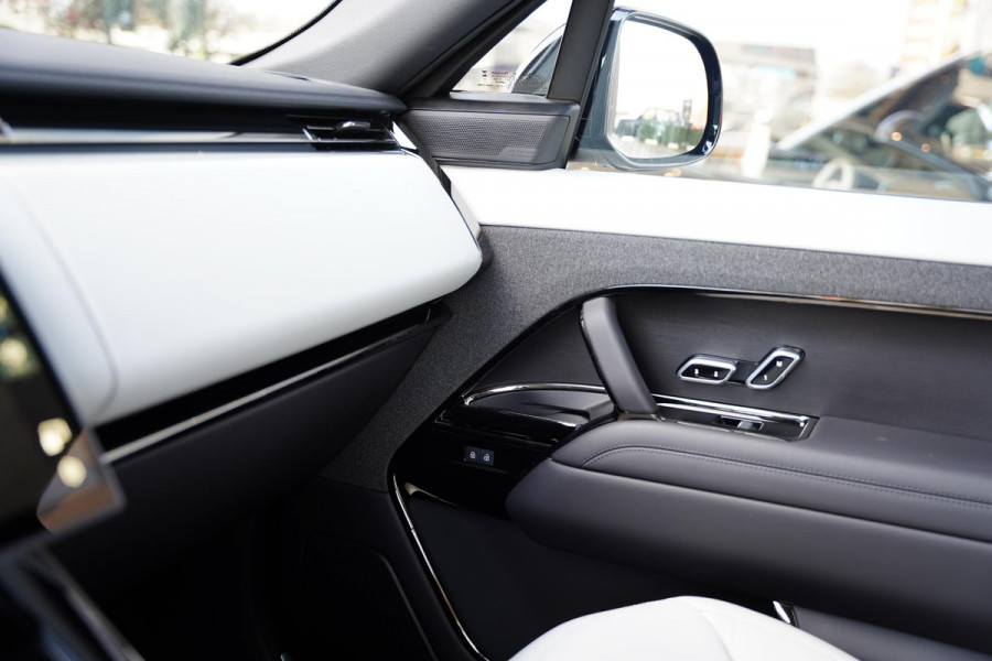 Land Rover Range Rover Sport P 460 E Dynamic HSE / 23 Inch / Perlino Leder