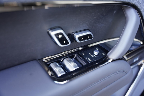 Land Rover Range Rover Sport P 460 E Dynamic HSE / 23 Inch / Perlino Leder