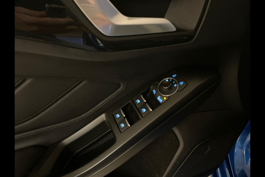 Ford FOCUS Wagon 1.0 EcoBoost Hybrid ST Line X Business AIRCO NAVI CRUISE CAMERA ELEK KLEP STOELVERW VELGEN NIEUWSTAAT