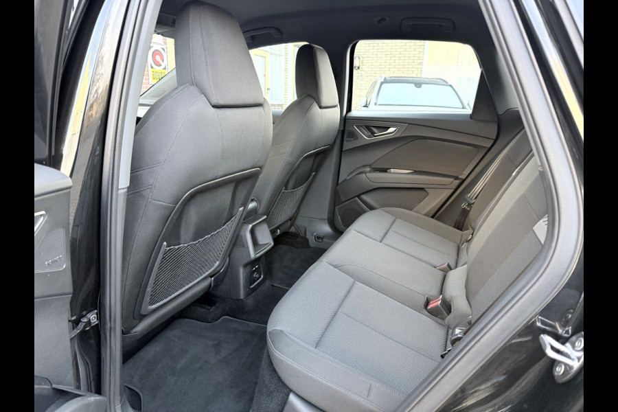 Audi Q4 e-tron 35 Advanced edition SOH 92%, Camera, Sonos Audio, Stoelverwarming, Adap. Cruise