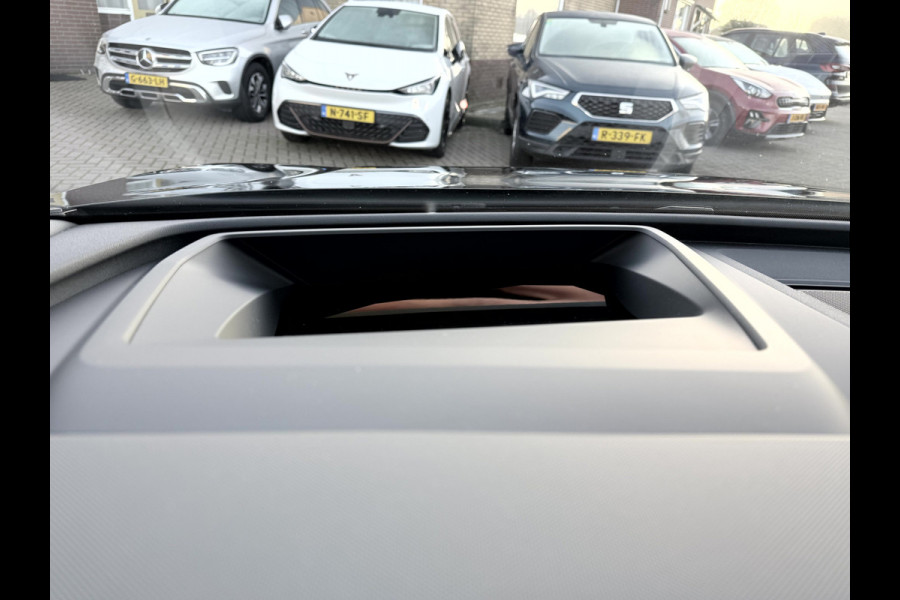 Audi Q4 e-tron 35 Advanced edition SOH 92%, Camera, Sonos Audio, Stoelverwarming, Adap. Cruise