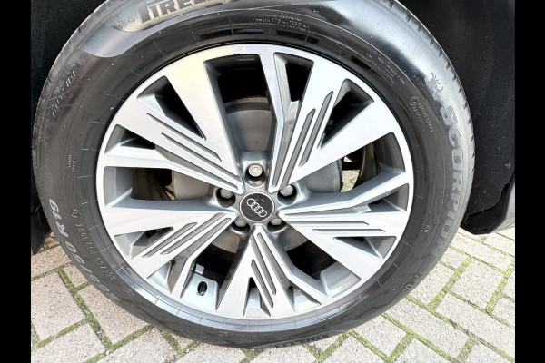 Audi Q4 e-tron 35 Advanced edition SOH 92%, Camera, Sonos Audio, Stoelverwarming, Adap. Cruise