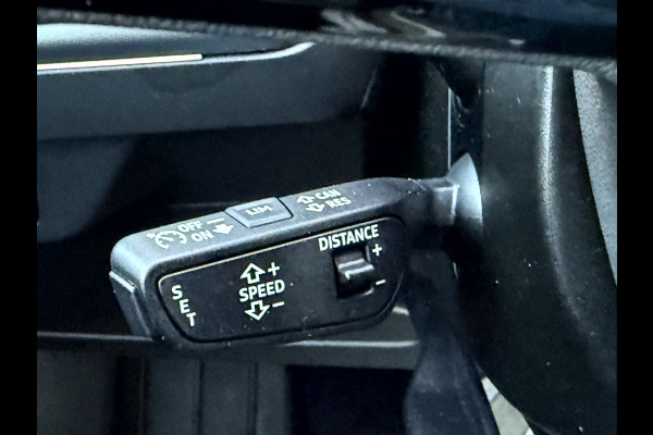 Audi Q4 e-tron 35 Advanced edition SOH 92%, Camera, Sonos Audio, Stoelverwarming, Adap. Cruise