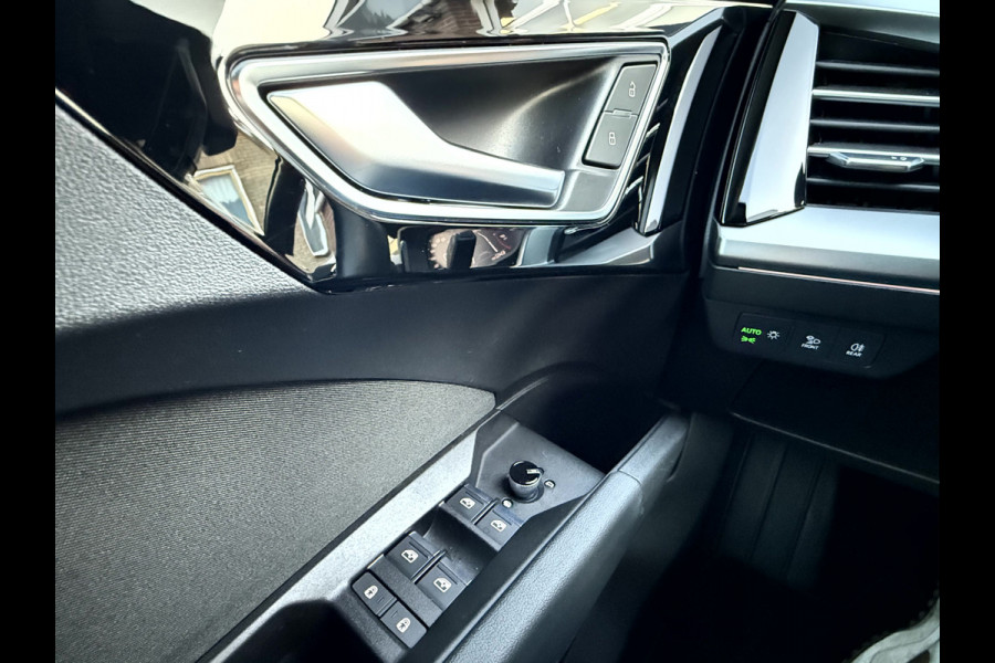 Audi Q4 e-tron 35 Advanced edition SOH 92%, Camera, Sonos Audio, Stoelverwarming, Adap. Cruise