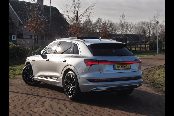 Audi e-tron 55 quattro Business edition Plus 95 kWh | SOH 96% | Panoramadak | Camera | Apple Carplay | Cruise Control |